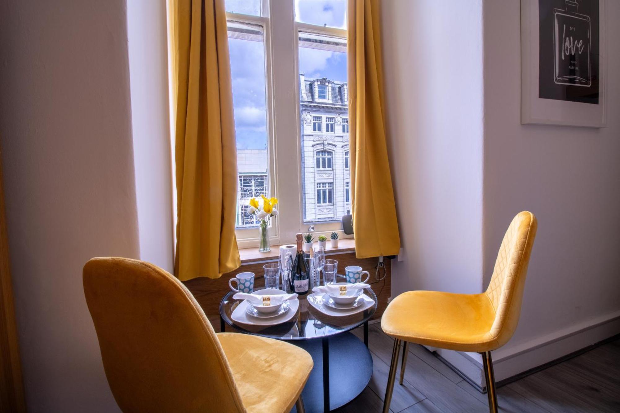Spacious Studio Apartment On Oxford Street 9Gc London Exterior foto