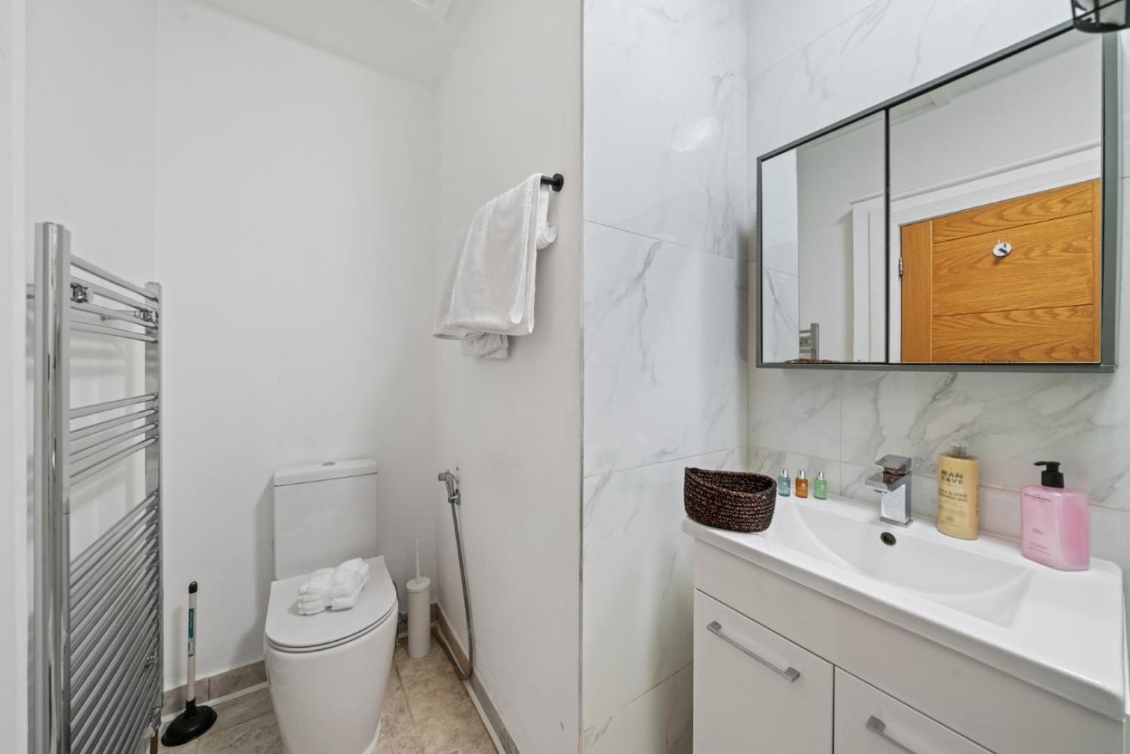Spacious Studio Apartment On Oxford Street 9Gc London Exterior foto
