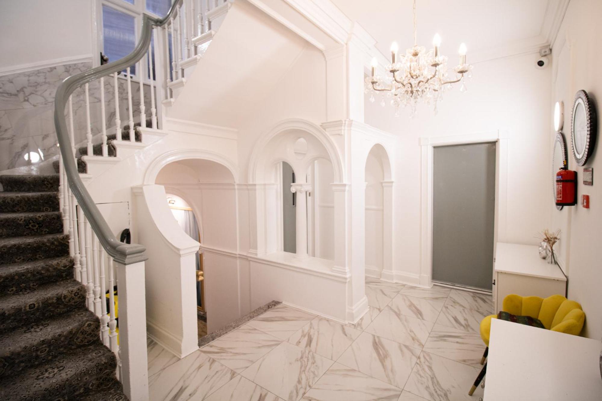 Spacious Studio Apartment On Oxford Street 9Gc London Exterior foto