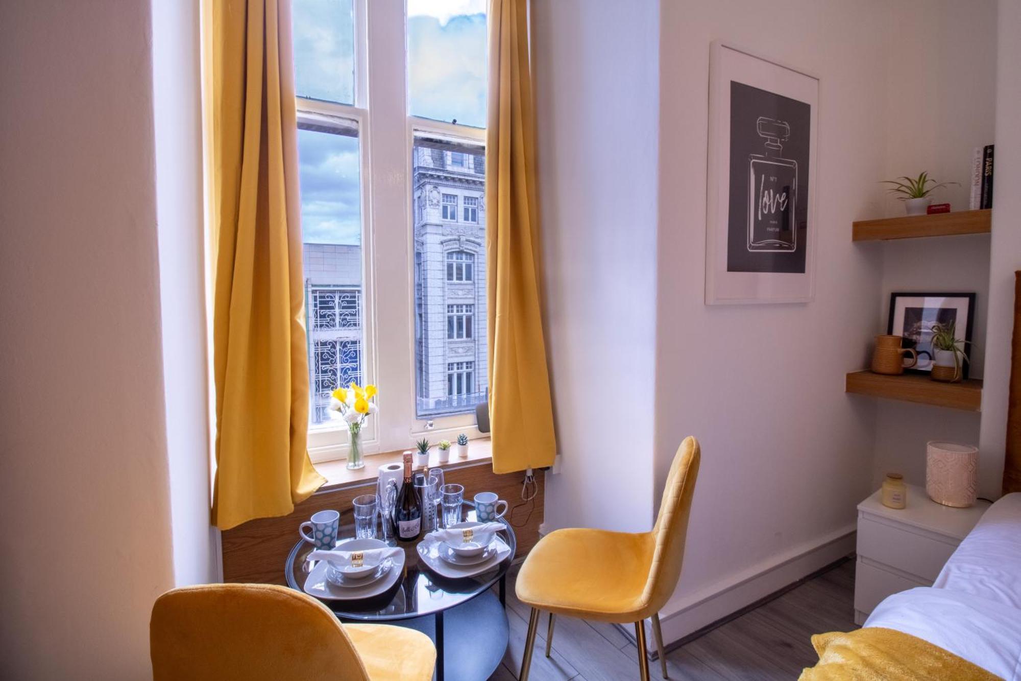 Spacious Studio Apartment On Oxford Street 9Gc London Exterior foto